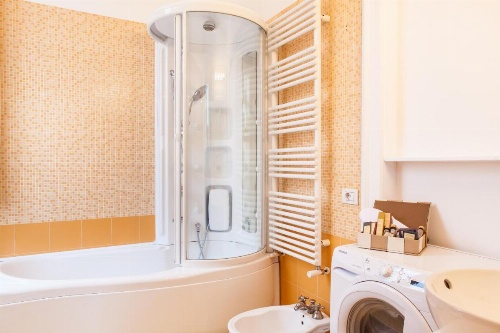 Colosseum Historical Villa image 14