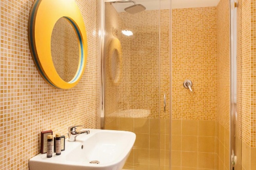 Colosseum Historical Villa image 17